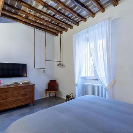 Trastevere Luxury, Ampia E Confortevole Location Sospesa Tra Design E Storia Appartamento
