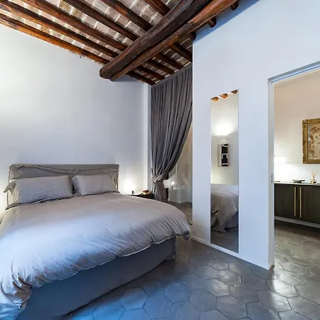 Trastevere Luxury, Ampia E Confortevole Location Sospesa Tra Design E Storia *