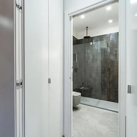 Appartamento Trastevere Luxury, Ampia E Confortevole Location Sospesa Tra Design E Storia Roma